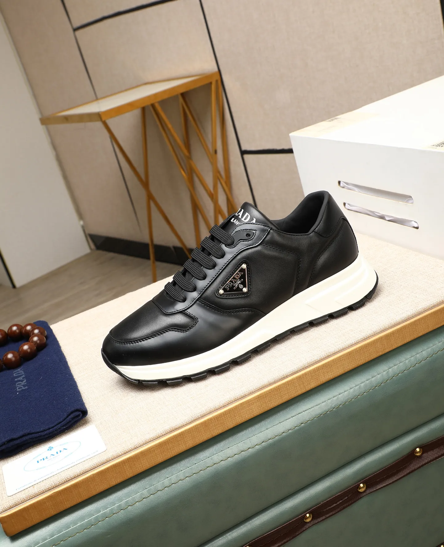 Men's shoes 💰540 🌹🌹[PRADA—Prada] 2025 latest model 🙈original replica! 👟👟👟Available here. The workmanship is top-notch. The upper is made from Italy. 🇮🇹Imported first-layer cowhide. ❗️Breathable genuine leather lining @Suitable for travel. The original version has an enlarged engraved sole, making it suitable for all kinds of travels, showing low-key luxury. Let quality speak for itself. Color: Size: 38-45